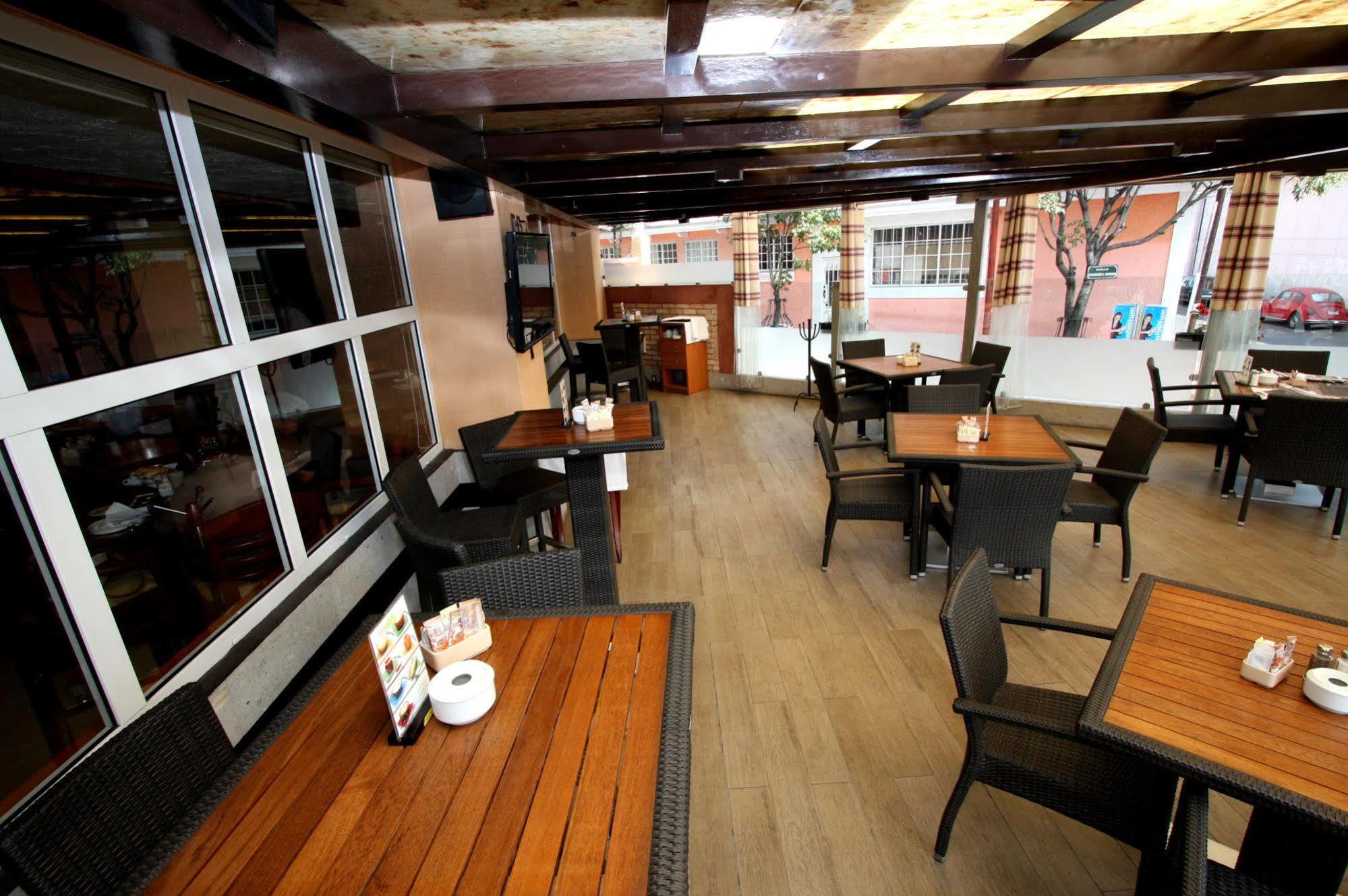 Hotel Parque Satelite Mexico City Exterior photo
